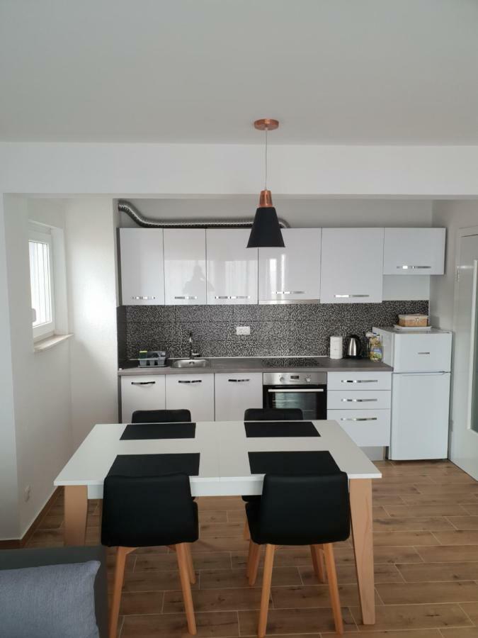 Apartmani Marija Baška Voda Esterno foto
