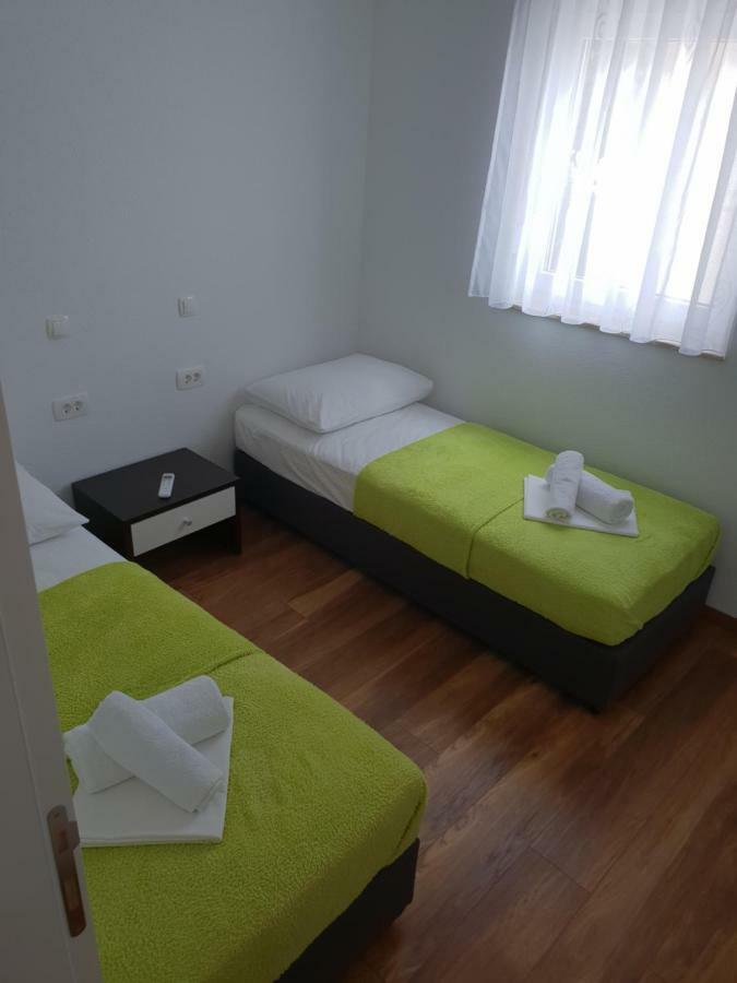 Apartmani Marija Baška Voda Esterno foto